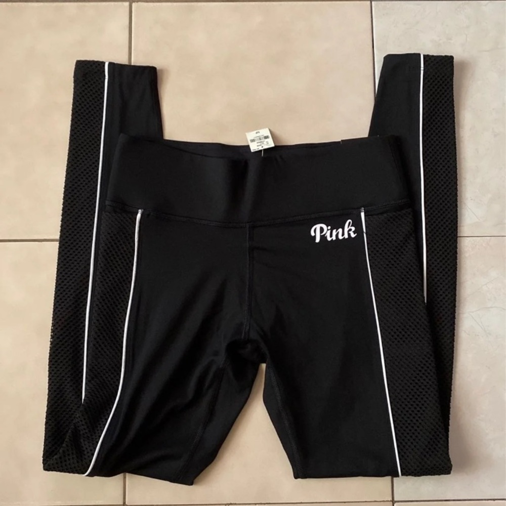 NWT Victoria Secret Pink Ultimate leggings